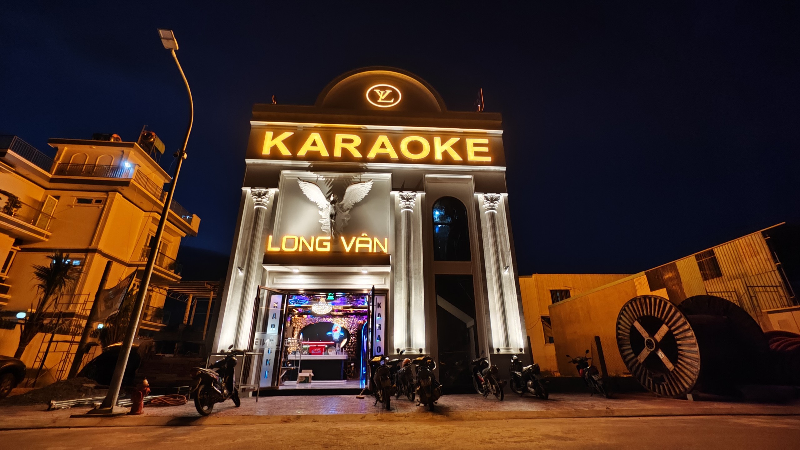 Karaoke Long Vân -Trần Quang Diệu, Thành phố Qui Nhơn, Bình Định